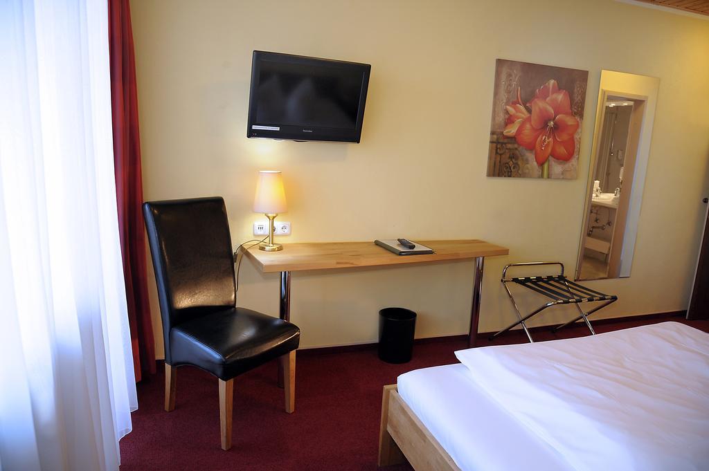 Landhotel Klingerhof Hösbach Esterno foto